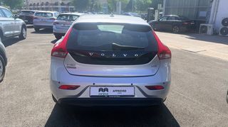 Volvo V40 2015 V40 D2-thumb-3
