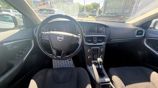 Volvo V40 2015 V40 D2-thumb-10