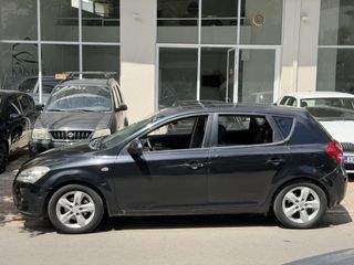 Kia Ceed / cee'd 2008-thumb-2