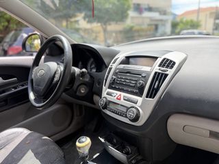 Kia Ceed / cee'd 2008-thumb-7