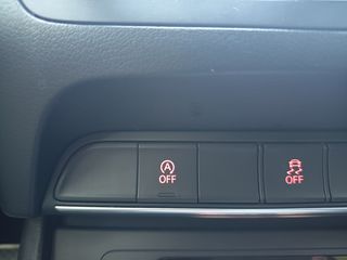 Audi Q3 2015 1.4 TFSI-thumb-48