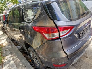 Ford Kuga 2014-thumb-2