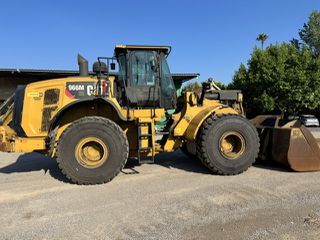 Φορτωτής Με Λάστιχα CAT 2016 966MXE-thumb-1