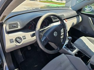 Volkswagen Passat 2006 1.6 FSI COMFORTLINE-thumb-10