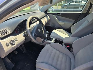 Volkswagen Passat 2006 1.6 FSI COMFORTLINE-thumb-16
