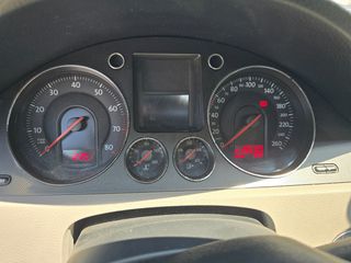 Volkswagen Passat 2006 1.6 FSI COMFORTLINE-thumb-17