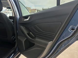 Ford Focus 2019 TITANIUM BUSINESS PANORAMA!-thumb-21