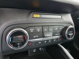 Ford Focus 2019 TITANIUM BUSINESS PANORAMA!-thumb-31