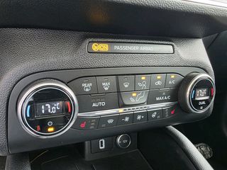 Ford Focus 2019 TITANIUM BUSINESS PANORAMA!-thumb-32