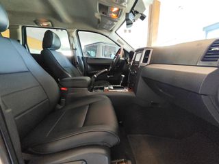 Jeep Grand Cherokee 2010 OVERLAND 3.0 DIESEL-thumb-11