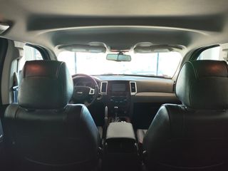 Jeep Grand Cherokee 2010 OVERLAND 3.0 DIESEL-thumb-16