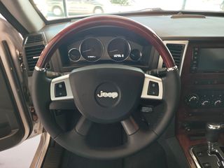 Jeep Grand Cherokee 2010 OVERLAND 3.0 DIESEL-thumb-23
