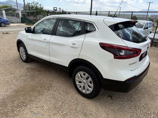 Nissan Qashqai 2018-thumb-4