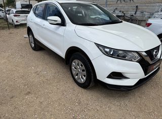 Nissan Qashqai 2018-thumb-1
