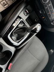 Nissan Qashqai 2018-thumb-10