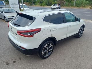 Nissan Qashqai 2018-thumb-12