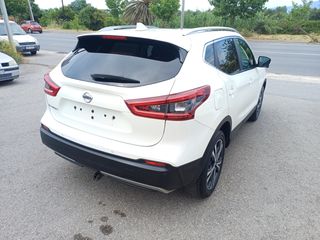 Nissan Qashqai 2018-thumb-9