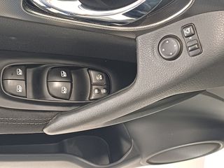 Nissan Qashqai 2018-thumb-77