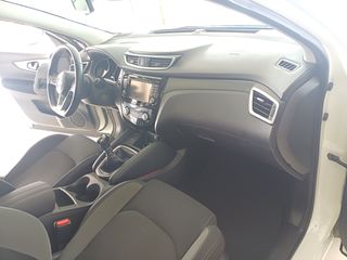 Nissan Qashqai 2018-thumb-32