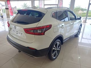 Nissan Qashqai 2018-thumb-42