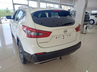 Nissan Qashqai 2018-thumb-43