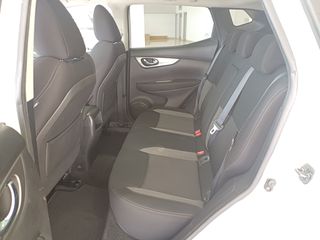 Nissan Qashqai 2018-thumb-48