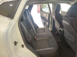 Nissan Qashqai 2018-thumb-51