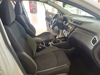 Nissan Qashqai 2018-thumb-52