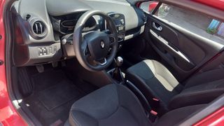 Renault Clio 2016 1.5 DCI DIESEL-thumb-4