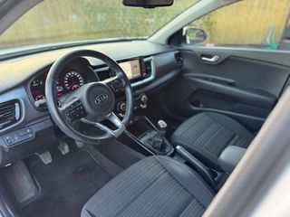 Kia Stonic 2018 1.6CRDI Premium Edition Camera/Led/Clima Full Extra-thumb-24