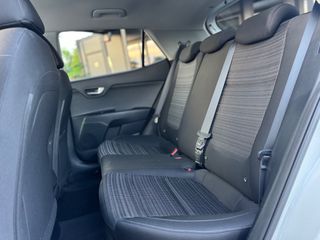 Kia Stonic 2018 1.6CRDI Premium Edition Camera/Led/Clima Full Extra-thumb-31