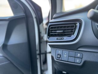 Kia Stonic 2018 1.6CRDI Premium Edition Camera/Led/Clima Full Extra-thumb-35