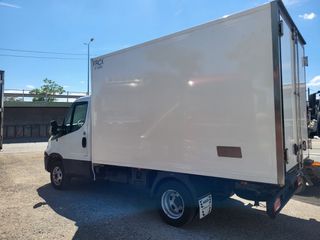 Ψυγείο Iveco 2019 35C18-thumb-6