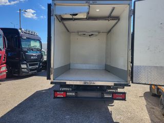Ψυγείο Iveco 2019 35C18-thumb-8