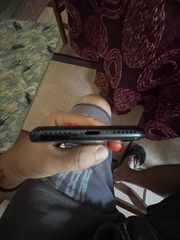 iPhone SE 2020-thumb-7