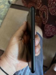 iPhone SE 2020-thumb-10