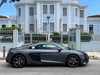 Audi R8 2024 V10 RWD PERFORMANCE -FACELIFT-thumb-6
