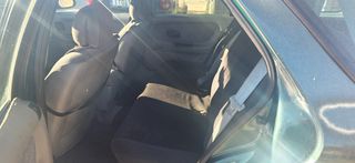 Renault Laguna 2001-thumb-7