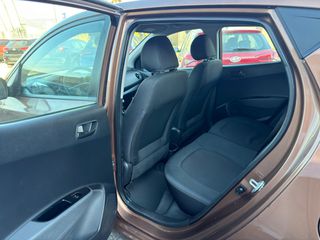 Hyundai i 10 2017 1000cc facelift ful extra Bookservise!!-thumb-9