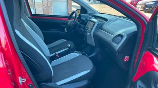 Toyota Aygo 2017 1.0 X-PLAY TOUCH-thumb-25
