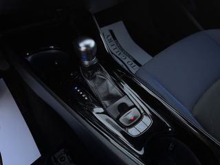 Toyota C-HR 2018 1.8 HYBRID CLUB BI TONE-thumb-50