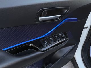 Toyota C-HR 2018 1.8 HYBRID CLUB BI TONE-thumb-27