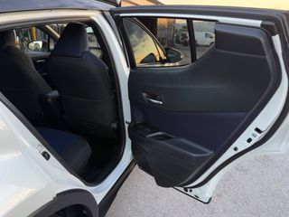 Toyota C-HR 2018 1.8 HYBRID CLUB BI TONE-thumb-58