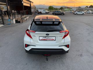 Toyota C-HR 2018 1.8 HYBRID CLUB BI TONE-thumb-11