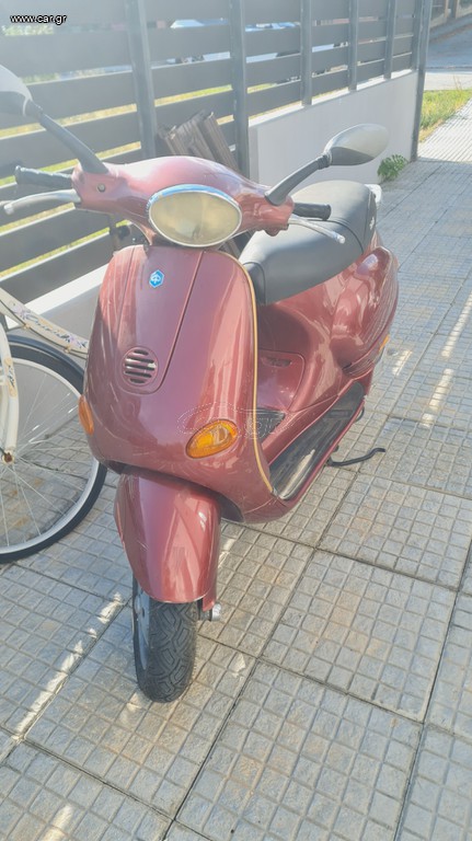 Vespa ET 4 1998