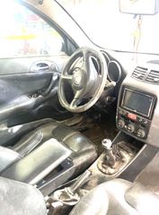 Alfa Romeo Alfa 147 2005 1.6-thumb-4