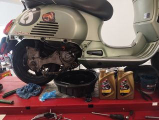 Vespa GTS 300 2018 Gtv sei giorni-thumb-6