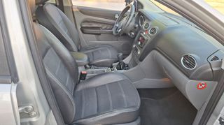 Ford Focus 2008-thumb-9