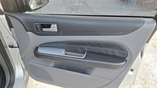 Ford Focus 2008-thumb-10
