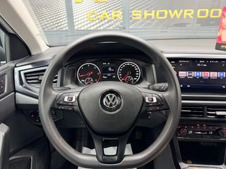 Volkswagen Polo 2019-thumb-10
